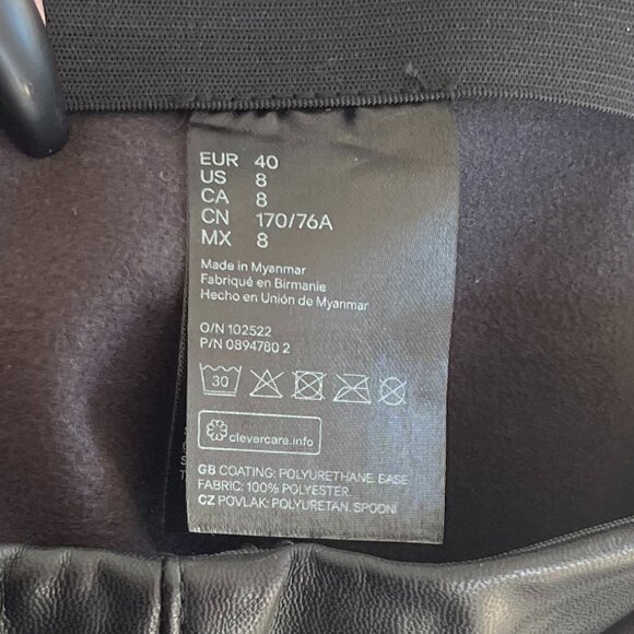 H&M Divided NWOT Patent Leather Leggings - Picture 5 of 5